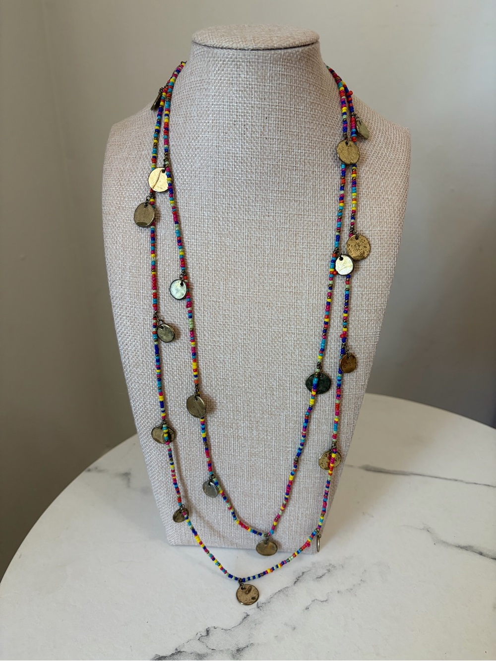 🦔  Vintage Colorful Seed Bead Necklace